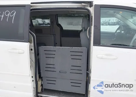 2010 Dodge Grand Caravan Se from USA, damaged, VIN 2D4RN4DE4AR296561